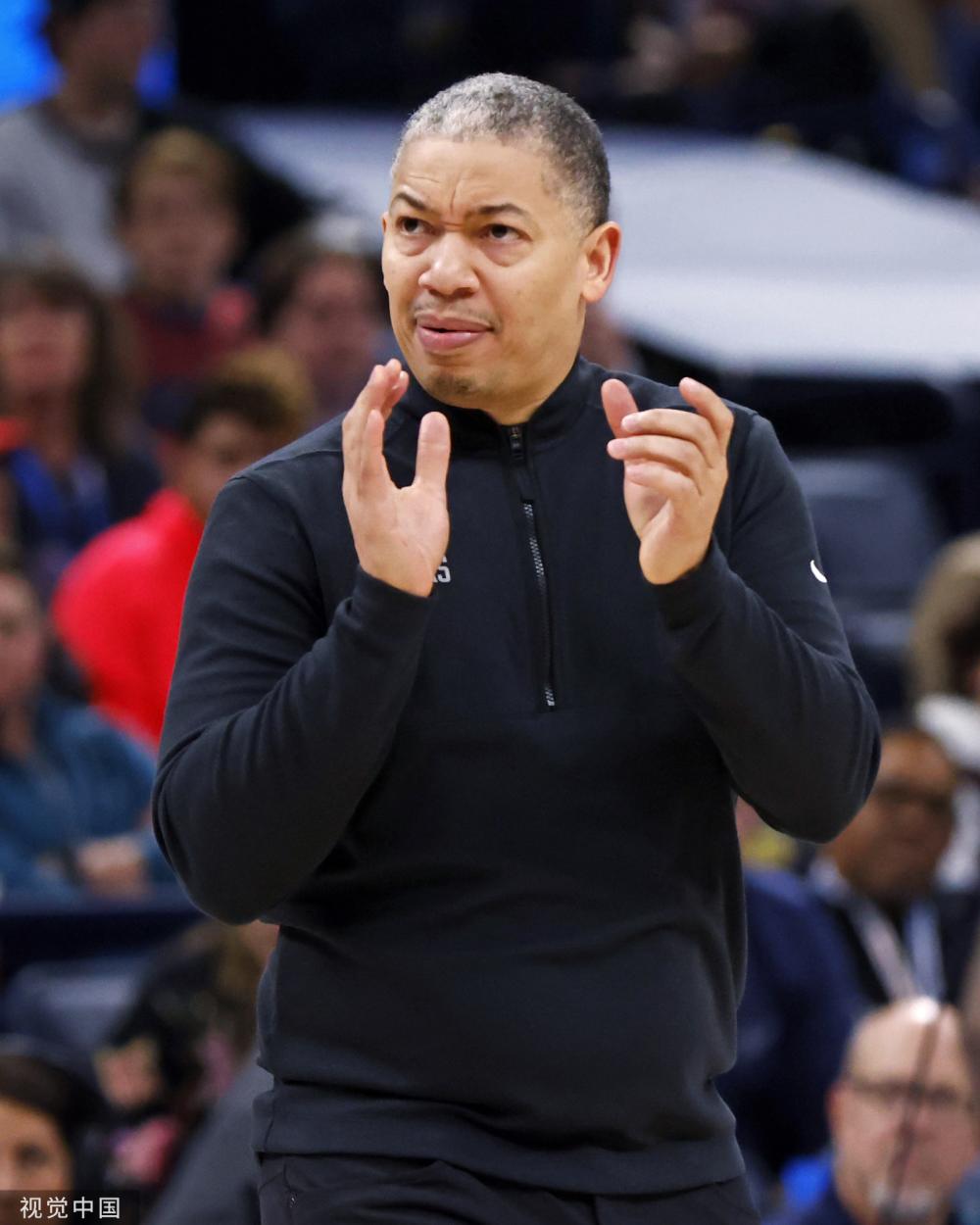 上捉襟见肘 上捉襟见肘